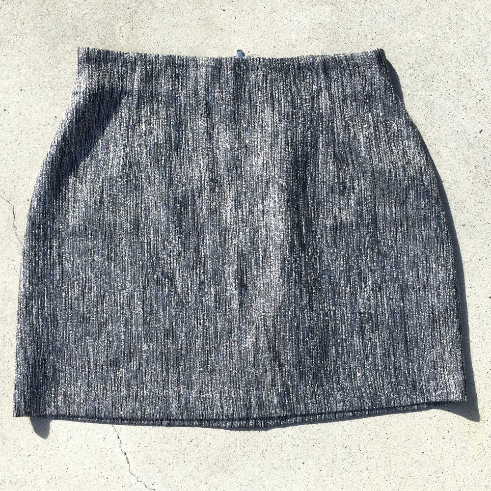 NWT H&M Metallic Tweed Pencil Skirt - 14 - Black and Silver